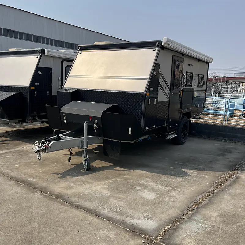 Классикалық RV кемпинг трейлері