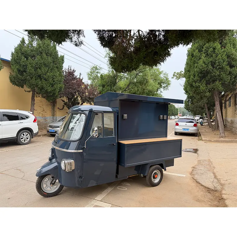 Piaggio жанынан ашылатын фастфуд фургоны